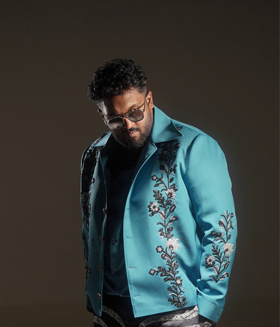 Smith Asher Steps Forward Under Anirudh’s Albuquerque Records